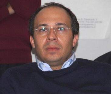 Davide Faraone: “Si trincerano dietro lo Statuto, invece lo stanno uccidendo”