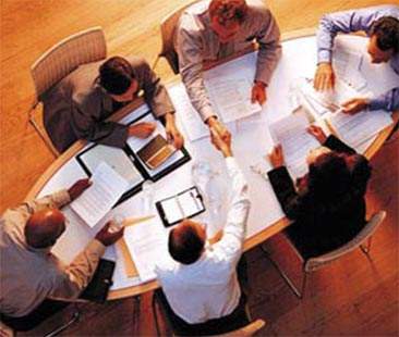 “Da noi abilitazioni più care”. Denuncia M5S: fino a 3mila euro