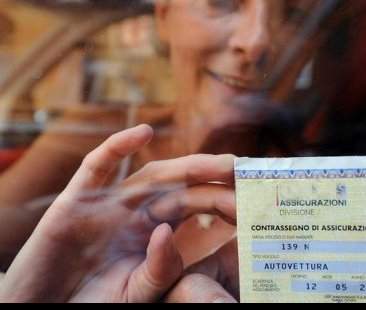 Le assicurazioni più convenienti si scelgono anche grazie ai social Le assicurazioni più convenienti si scelgono anche grazie ai social