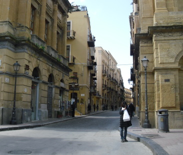 Agrigento – Su via Atenea l’ombra della crisi