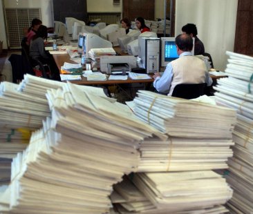 Comuni soffocati dai dipendenti