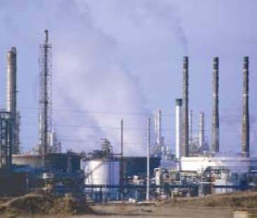 Esportazioni, la crisi del petrolio affonda il primo trimestre di Sicilia