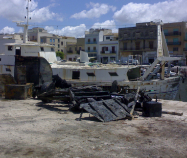 L’atteso addio ai rottami del Porto canale di Mazara del Vallo