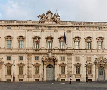 La Regione rinuncia ai contenziosi con lo Stato La Regione rinuncia ai contenziosi con lo Stato