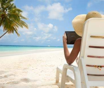 La privacy sotto l’ombrellone. Tablet e smartphone in sicurezza La privacy sotto l’ombrellone. Tablet e smartphone in sicurezza