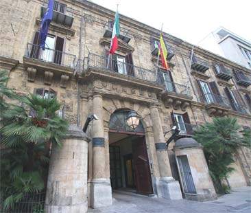 Il buco della Sicilia sfiora i 24 miliardi