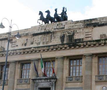 Messina – Fughe di notizie dal Tribunale e talpe tra le Forze dell’ordine