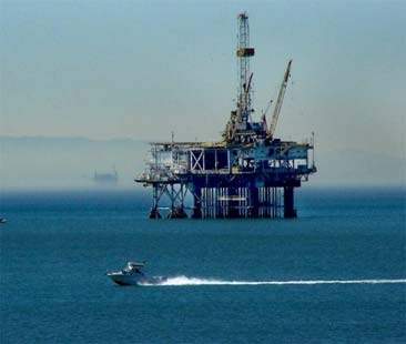 Petrolio, trivelle puntate sul redditizio mare siciliano