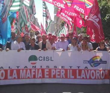 La Raffineria di Gela padrona  del destino di un intero territorio