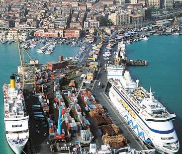 Catania – Realizzare il “Prodotto Catania” attraverso un porto competitivo