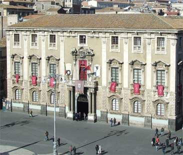 Catania – Una manovra da oltre un mld di euro e 120 mila euro al decentramento