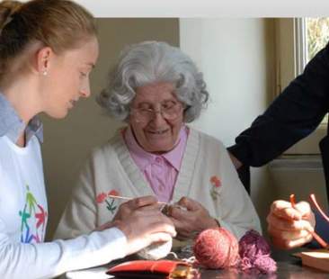 No profit, la rivoluzione Poletti: giro di vite sul 5 x 1000 e potenziamento servizio civile