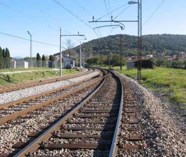 Il trasporto ferroviario siciliano attende potenziamento e contratto di servizio Il trasporto ferroviario siciliano attende potenziamento e contratto di servizio