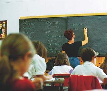 Ragusa – Fondi per le scuole, gravi ritardi