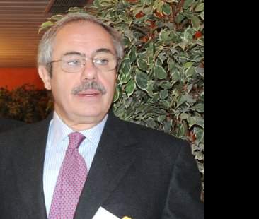 Gup: provato che Lombardo dava appalti per avere voti Gup: provato che Lombardo dava appalti per avere voti