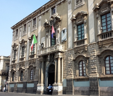 Catania – Partecipate: settembre decisivo per tagliare i rami improduttivi