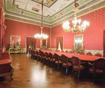 “Spettacolo raccapricciante” in commissione Lavoro Ars