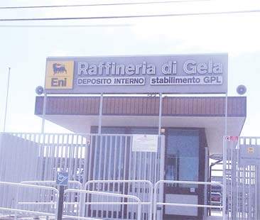 Il futuro dell’Eni a Gela se Crocetta dà autorizzazioni