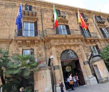 Nel 2015 tagliare sprechi e spendere i fondi Ue