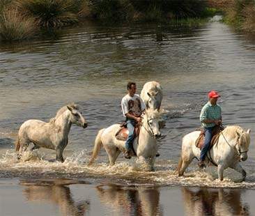 Chicche di fine estate: last minute in cerca di relax e paesaggi da favola