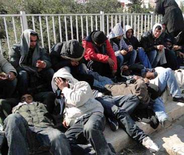 Immigrazione, anno record di sbarchi sulle coste della Sicilia Immigrazione, anno record di sbarchi sulle coste della Sicilia