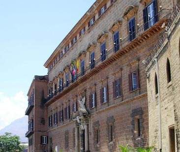 Pd abbandona Crocetta e Sgarlata si dimette Pd abbandona Crocetta e Sgarlata si dimette