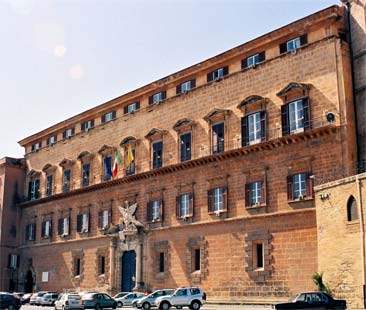 Ars, Sala d’Ercole riaperta per dieci minuti di lavori