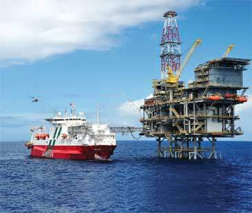 Ricerche e concessioni, offensiva dei comitatini contro il premier