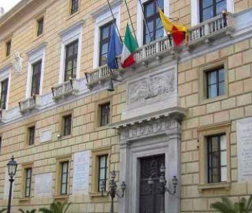 Palermo – Opere pubbliche e Bilancio 2014 i prossimi impegni del Consiglio Palermo – Opere pubbliche e Bilancio 2014 i prossimi impegni del Consiglio