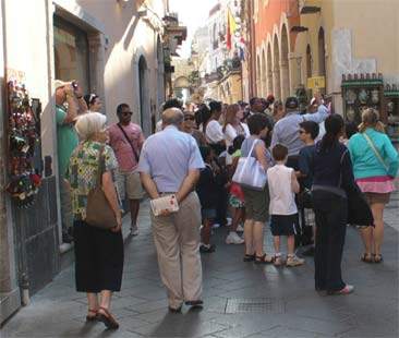 Messina – Tassa di soggiorno: dove finisce? Guerra a Taormina tra Comune e albergatori