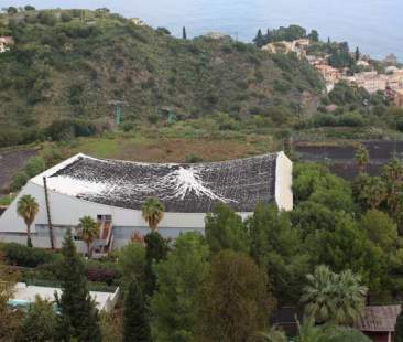Messina – Sette mesi per rifare la piscina a Taormina Messina – Sette mesi per rifare la piscina a Taormina