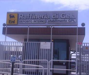 Raffineria Eni a Gela diventa verde, salvi posti lavoro con incertezze