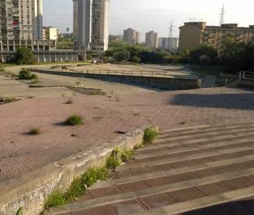 Catania – Librino, altro che grandi opere qui mancano i servizi essenziali