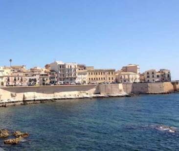 Siracusa – Zone fatiscenti, si temono crolli