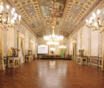 Nello Musumeci: “Abolire la legge regionale 44 del 1965 che lega il trattamento economico dei deputati siciliani a quello dei senatori” Nello Musumeci: “Abolire la legge regionale 44 del 1965 che lega il trattamento economico dei deputati siciliani a quello dei senatori”