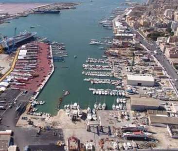 Trapani – Molo Ronciglio, lavori mai finiti