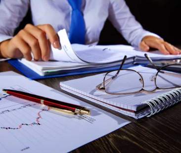 Comuni, bilanci preventivi farsa