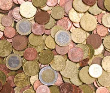 Monete false dalla Cina, sequestrati 306 mila pezzi