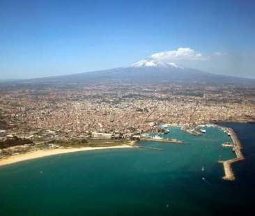 Catania – Meno verde e più cemento dietro l’approvazione del Pua