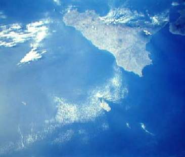 Canale di Sicilia: autostrada in ora di punta