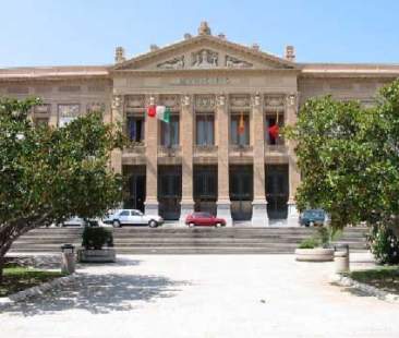 Messina – Vincitori di concorso disoccupati e precari comunali in gran festa