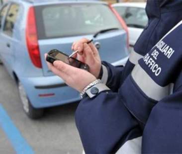 Catania – Movida, si amplia il coro contro la sosta a pagamento