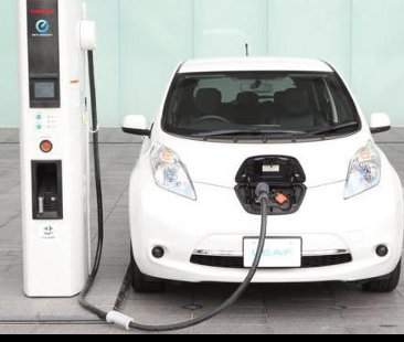 Auto ibride, gli italiani guidano green