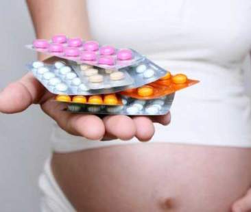 Farmaci, ecco tutti i consigli da seguire durante la gravidanza