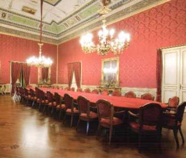 Oggi si sceglie il terzo grande elettore