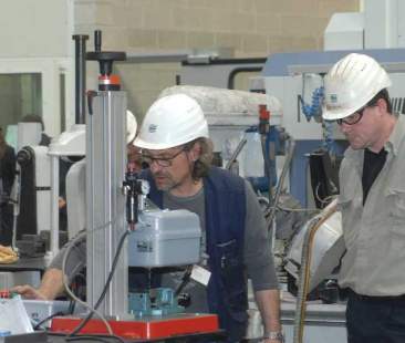 Deputati M5S danno 550mila euro a 23 pmi