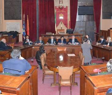 Palermo – Orlando compatta la maggioranza con nuovi ingressi nel Mov. 139