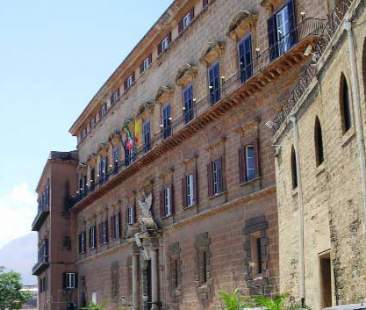 La “Leopolda” siciliana raccoglie dissensi nel Pd