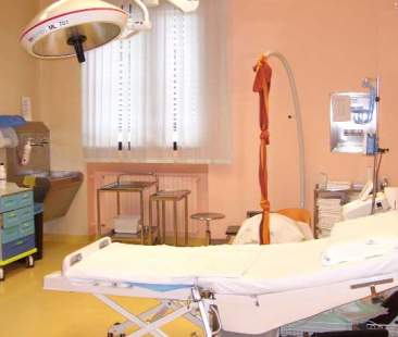 Sanità, avviata la chiusura dei punti nascita non più previsti