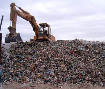 Sicilia discarica a cielo aperto